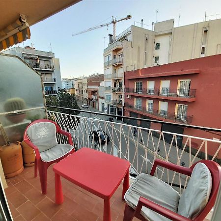 Diana Apartamento Con Terraza Muy Cerca Del Mar ピネダ・デ・マール エクステリア 写真