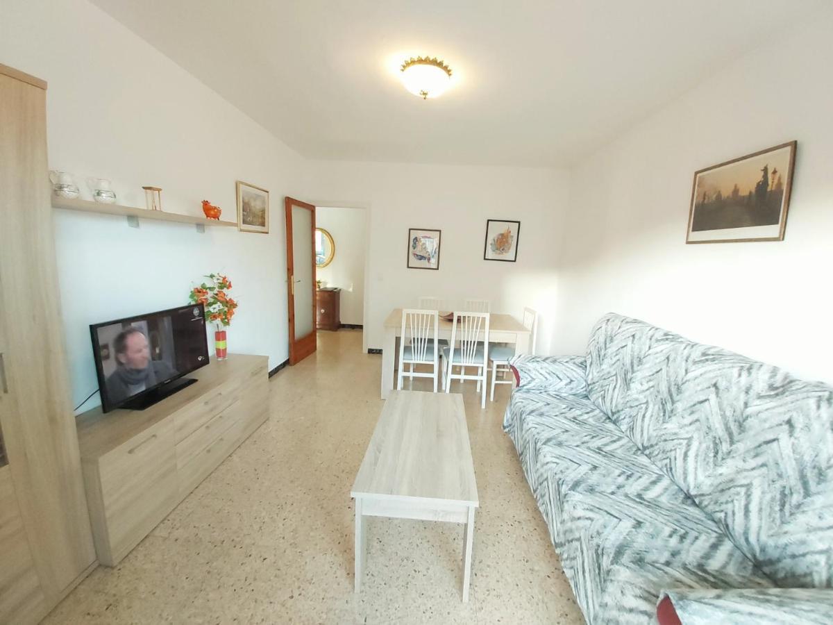 Diana Apartamento Con Terraza Muy Cerca Del Mar ピネダ・デ・マール エクステリア 写真