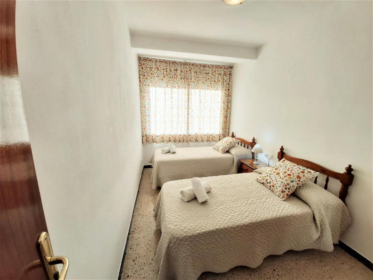 Diana Apartamento Con Terraza Muy Cerca Del Mar ピネダ・デ・マール エクステリア 写真